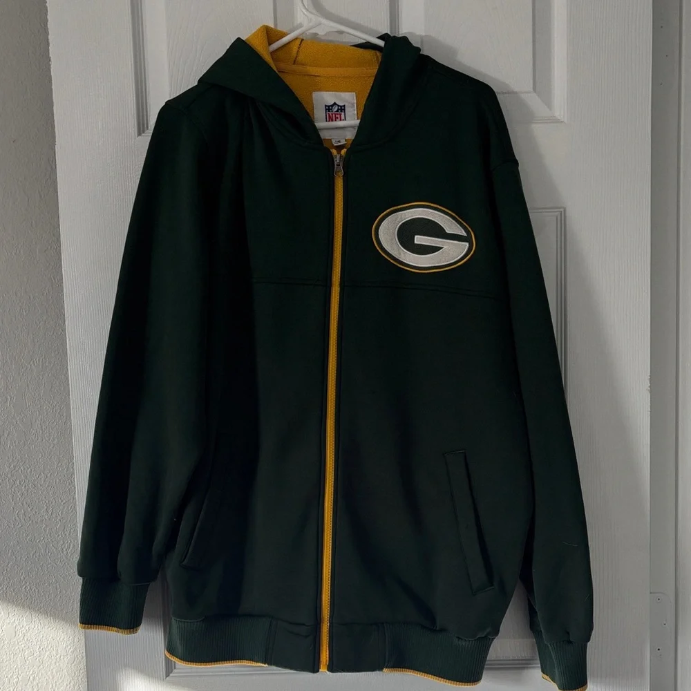 NFL Green and Yellow Jacket - Picture 1 of 8